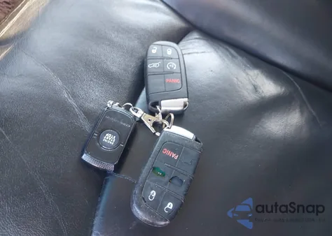 2014 Dodge Journey Sxt z USA, uszkodzony, nr VIN 3C4PDCBB8ET240975